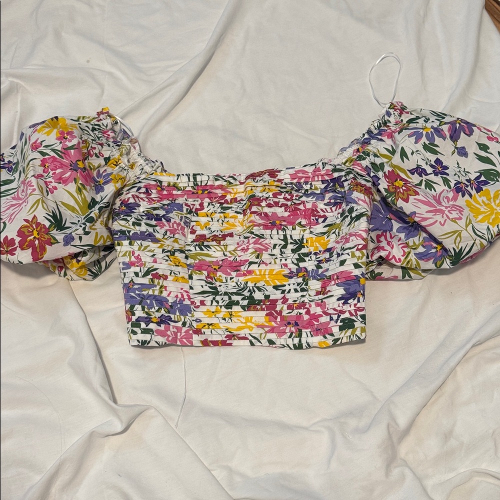 Astr  the label White Smocked Crop Top xs